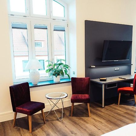 Hotel - Pension & Gaststaette "Alter Koenig" Hettstedt Ngoại thất bức ảnh