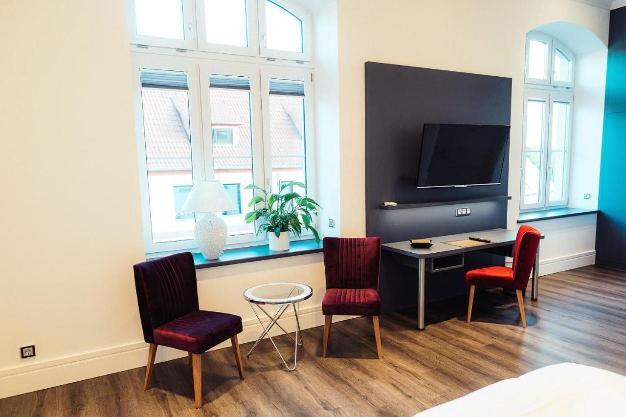 Hotel - Pension & Gaststaette "Alter Koenig" Hettstedt Ngoại thất bức ảnh